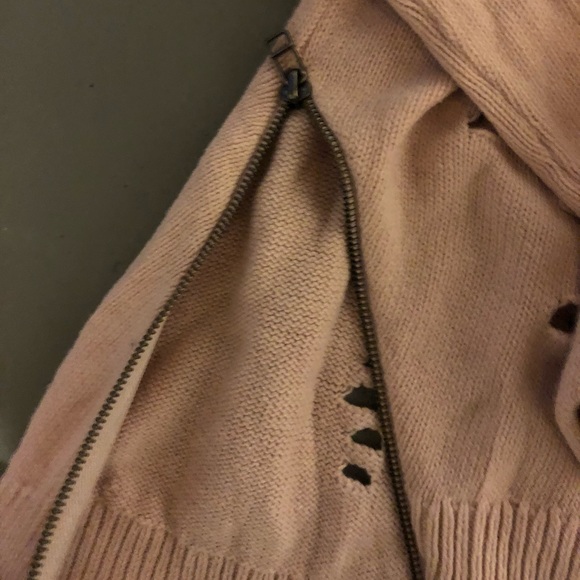 Express distressed zipper sweater in blush - Picture 5 of 5